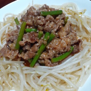 簡単☆フライパン焼き肉のもやし炒め添え